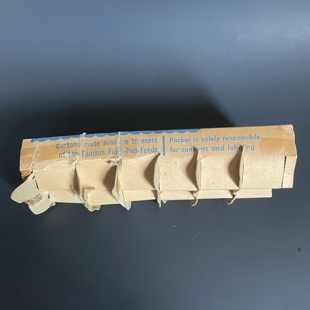 Vintage Paperboard Egg Carton‎ Pulp O Pep Feeds Advertisement Selected 1 Dozen